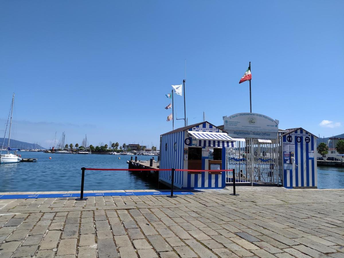 Appartamento Golfo Dei Poeti 斯培西亚 外观 照片